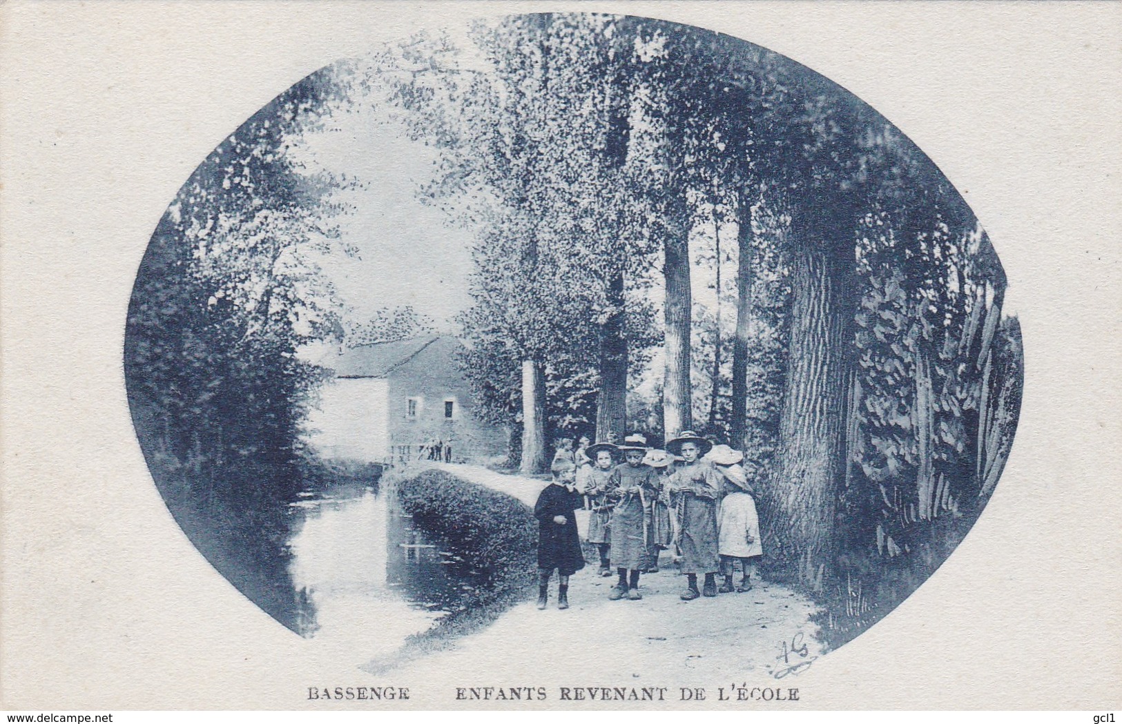 Bassenge - Enfants Revenant De L'école - Bassenge