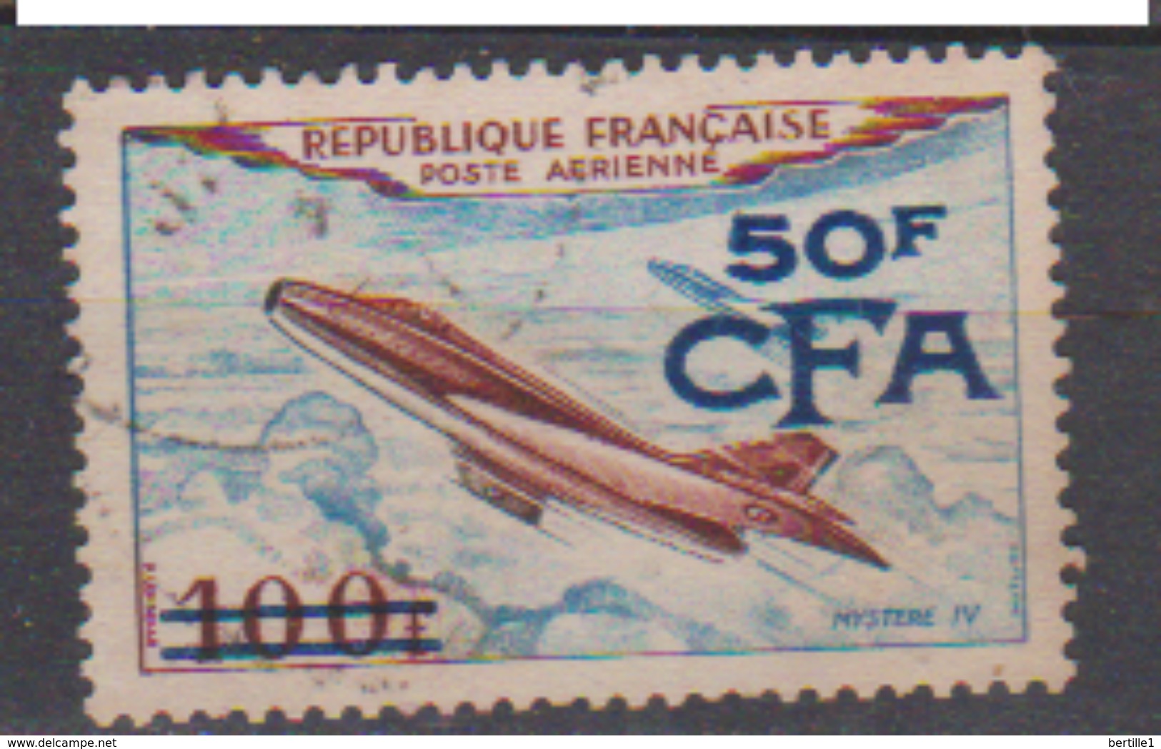 REUNION              N°   PA  52     ( 7 )       OBLITERE         ( O    3045 ) - Airmail