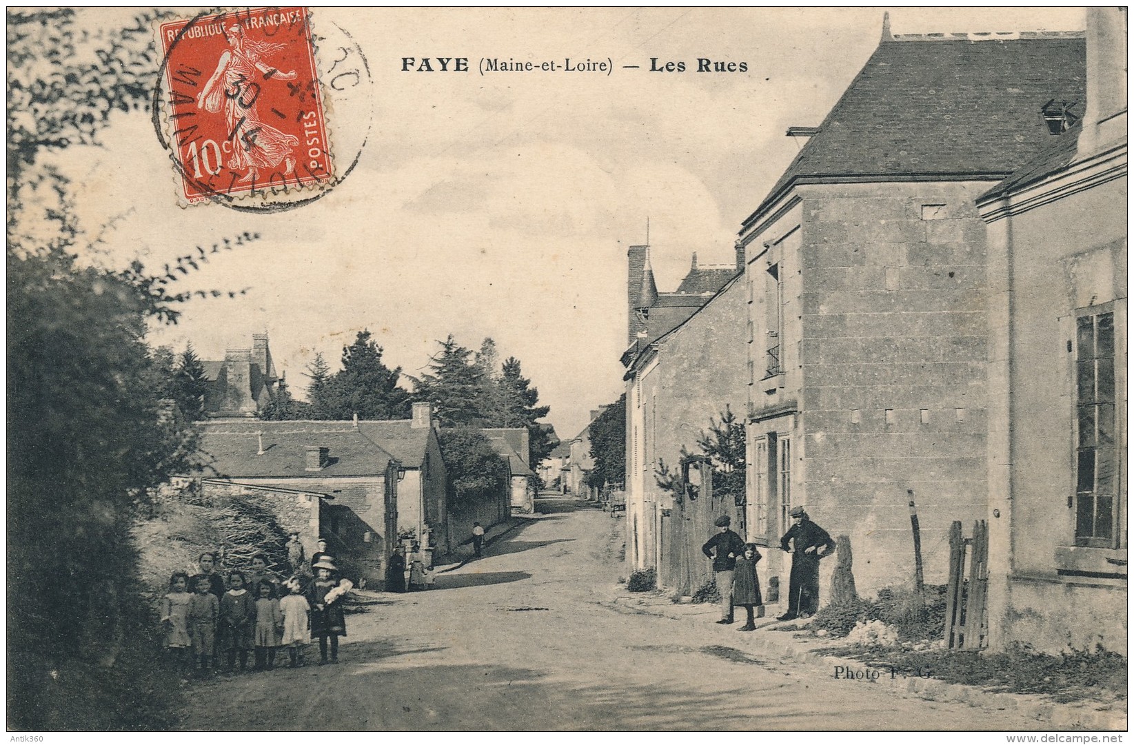 CPA 49 FAYE D'ANJOU Carte Rare Les Rues Animée - Thouarce