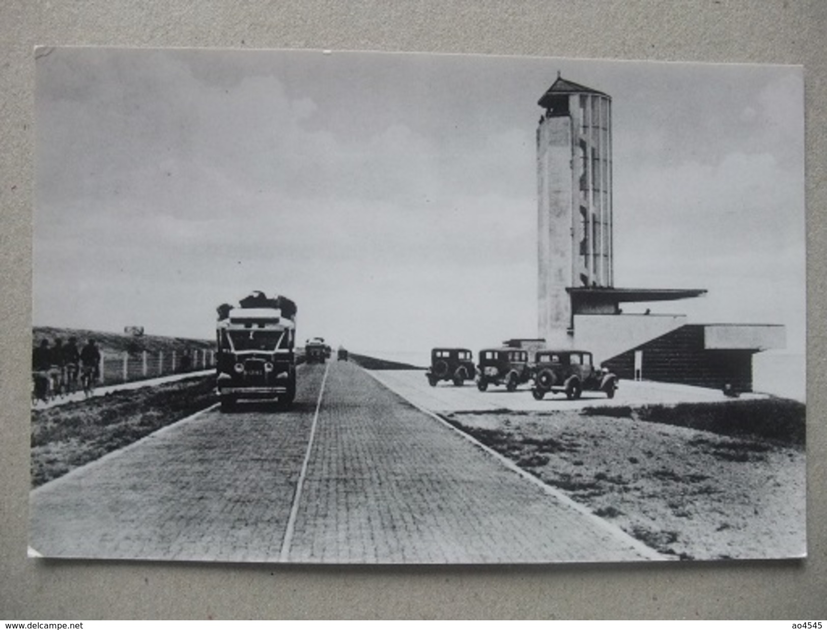 M08 Ansichtkaart Monument Afsluitdijk - Reproductie 1983 - Den Oever (& Afsluitdijk)