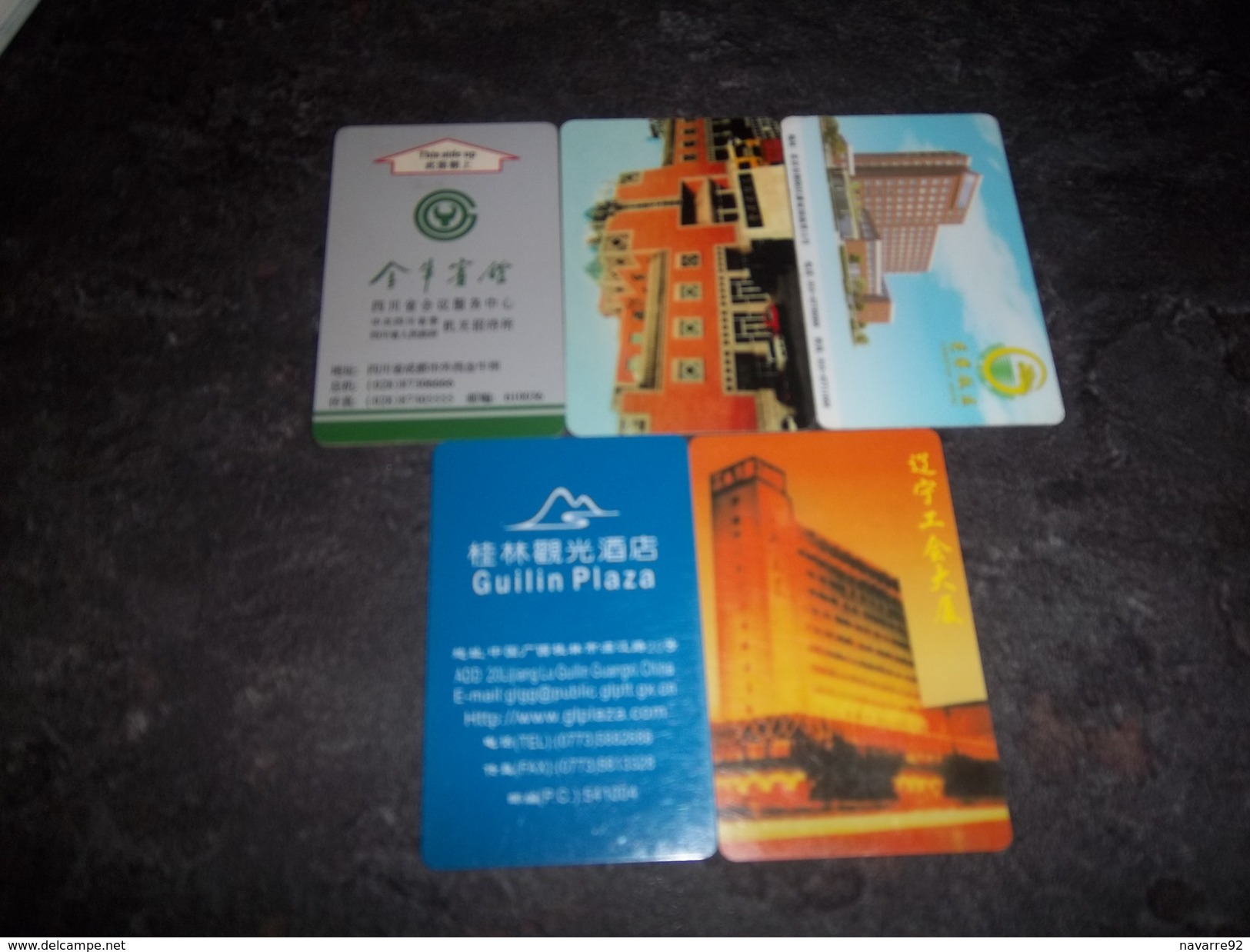 JOLI LOT 5 CLES D'HOTEL A PUCE CHINE T.B.E !!! - Hotel Key Cards