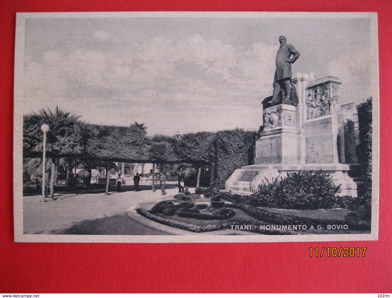 TRANI - MONUMENTO A G. BOVIO