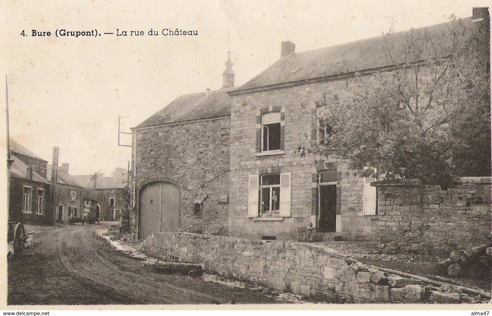 Bure - La Rue Du Château - Circulé - Edit. Lutte Frères, Genappe - Tellin