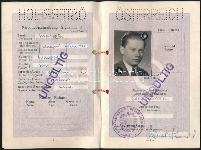 1957 Osztrák útlevél Sok Bejegyzéssel / Austrian Passport With Many Notes - Non Classés