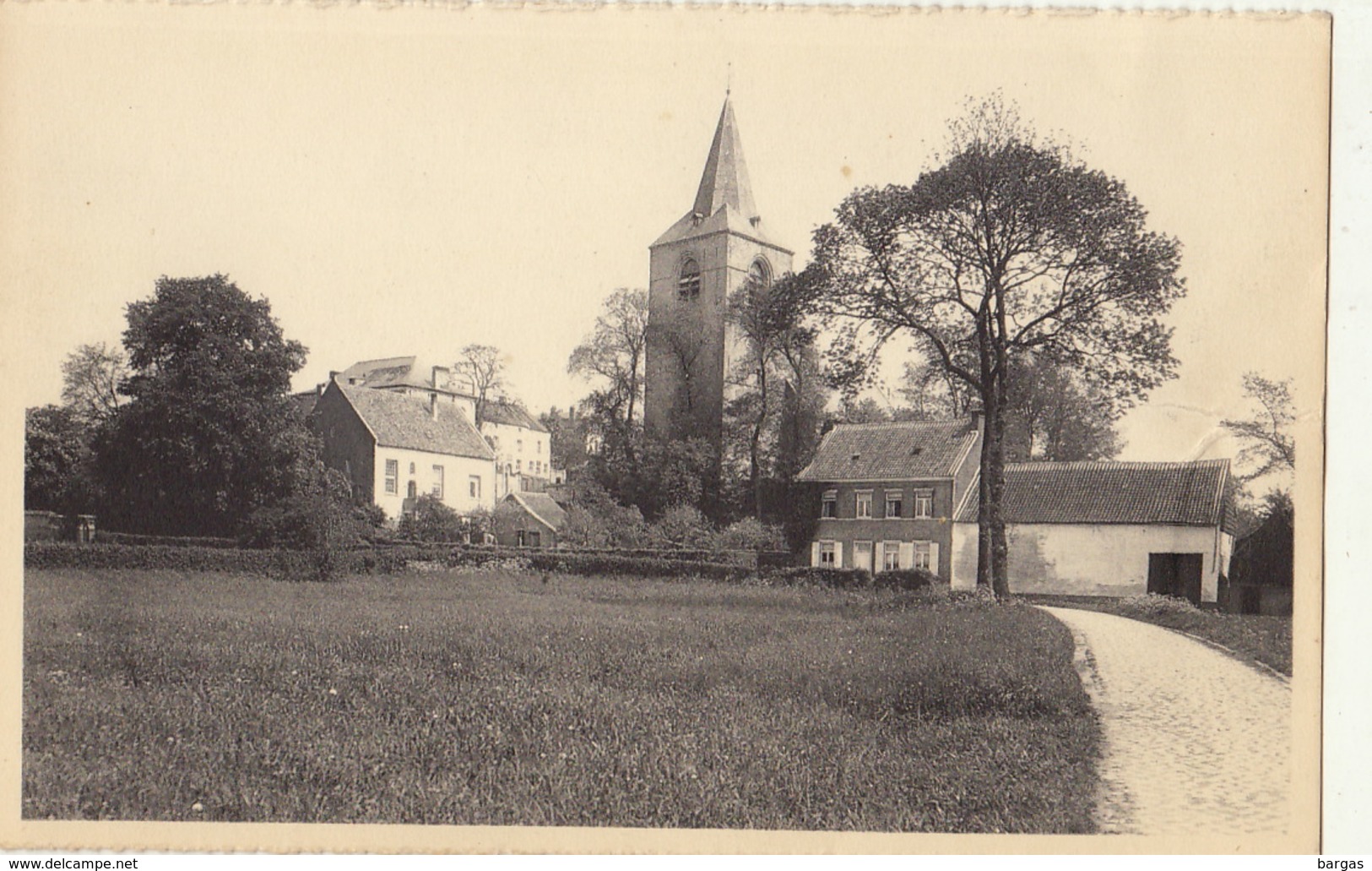 Ohain L'eglise Et Le Pavé Vers Le Lion - Lasne