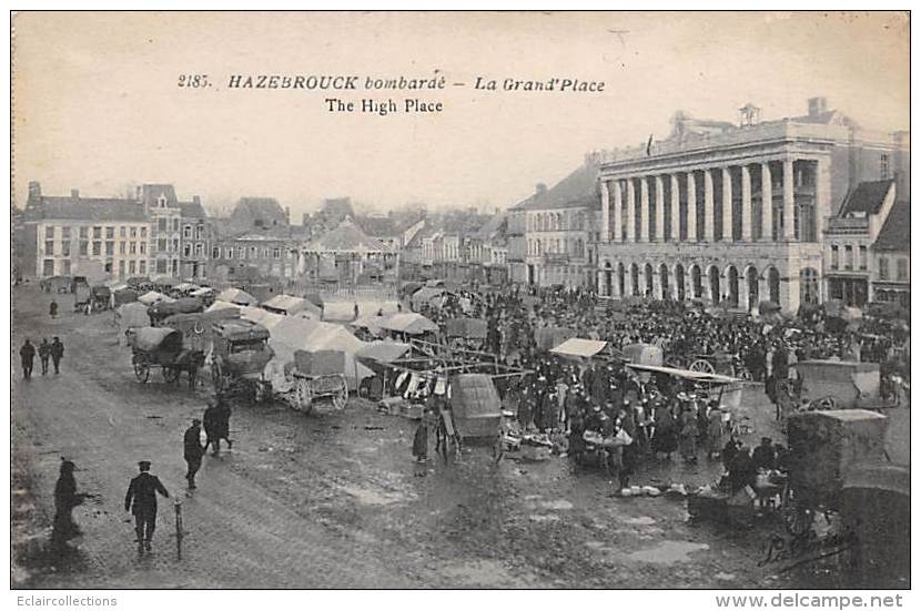 Hazebrouck     59          La Grand'Place          (voir Scan) - Hazebrouck