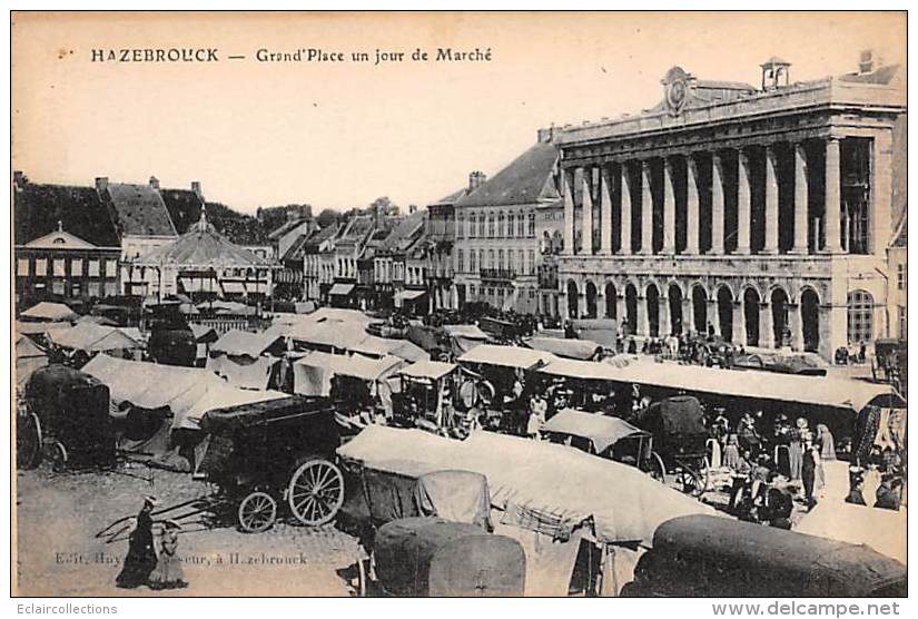 Hazebrouck     59          La Grand'Place  Jour De Marché   2          (voir Scan) - Hazebrouck