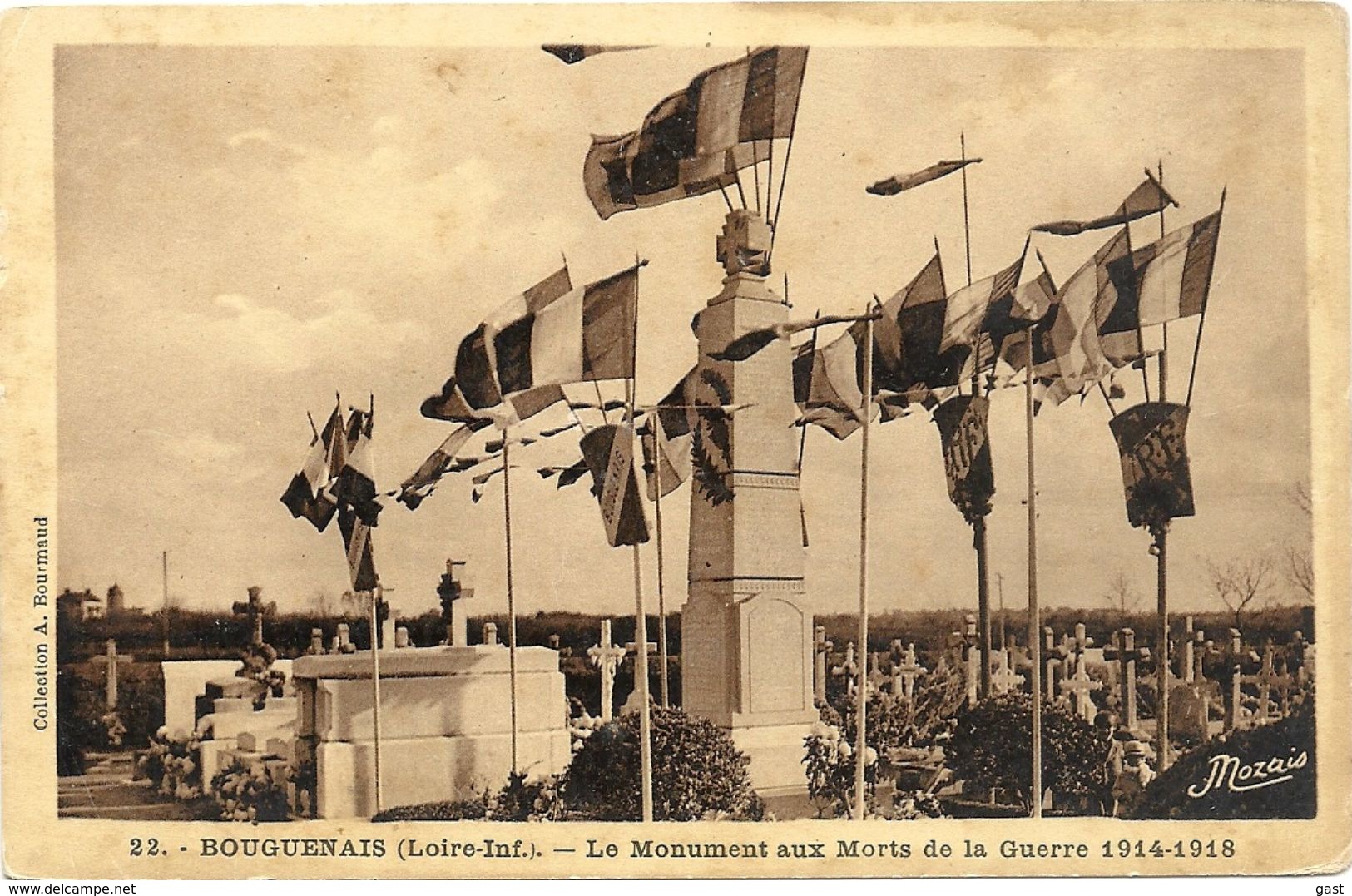 44  BOUGUENAIS    LE  MONUMENT  AUX  MORTS   DE LA GUERRE  1914 1918 - Bouguenais