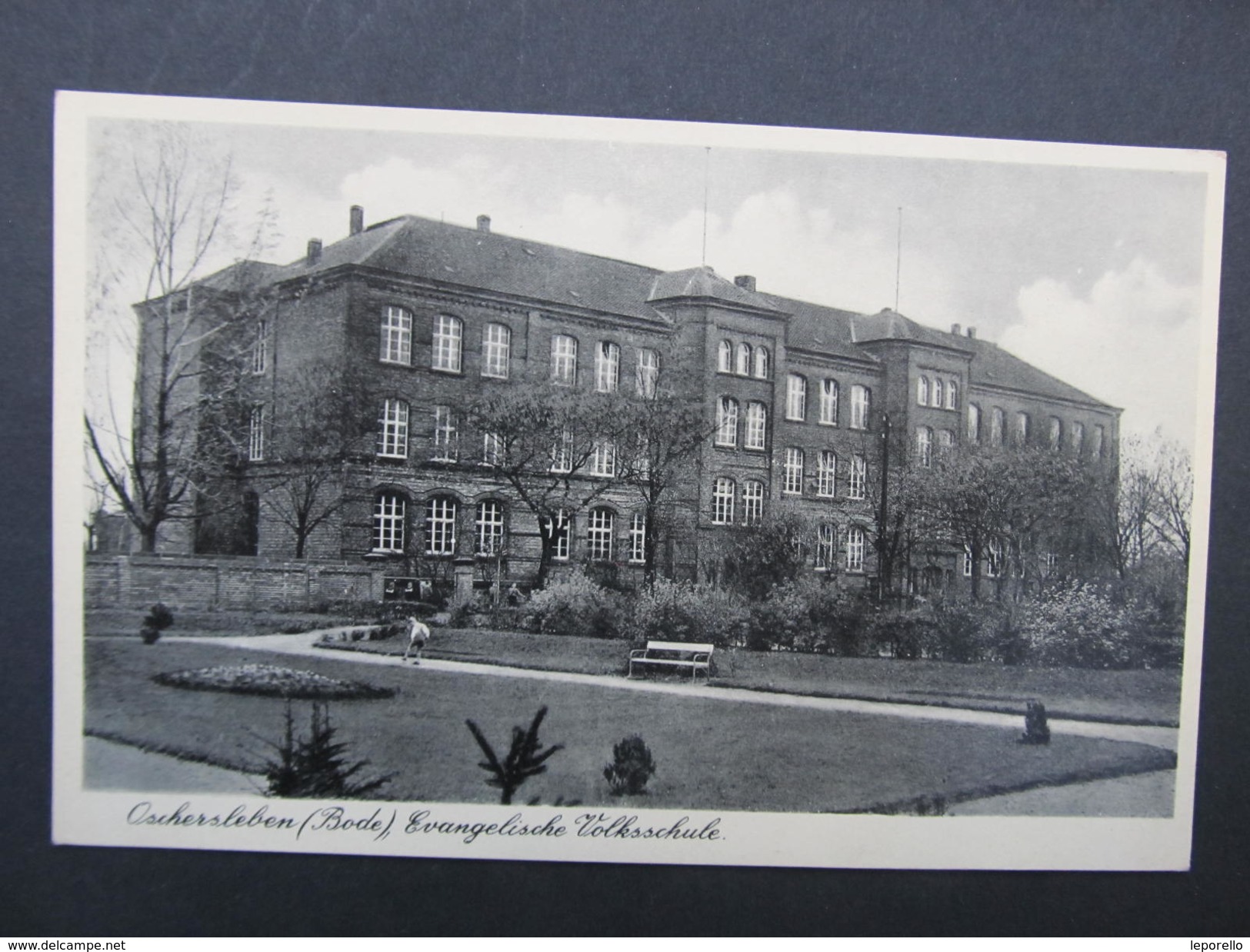 AK OSCHERSLEBEN Schule Ca.1940  // D*28690 - Oschersleben