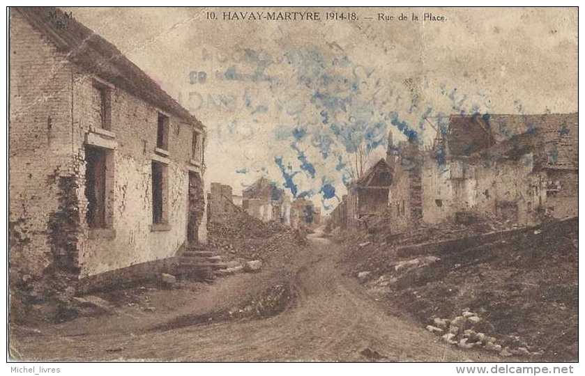 Havay-Martyre - 1914-1918 - Rue De La Place - Pas Circulé - Etat Moyen - Quévy - Quévy