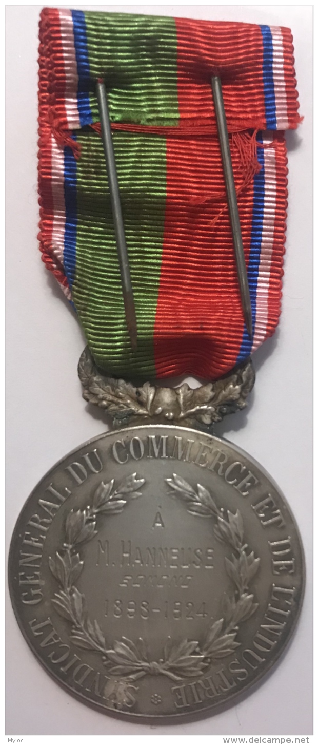 Medaille Civique. Honneur Au Travail. Syndicat Général Du Commerce Et De L'Industrie. 1898-1924 - Profesionales / De Sociedad