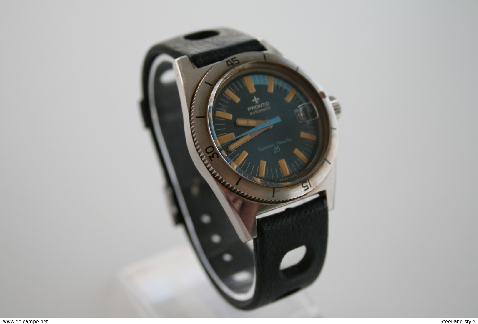 watches : PRONTO AUTOMATIC SPECIAL PACIFIC 25 WITH TROPIC SPORT - original with original BOX AND PAPERS - running -