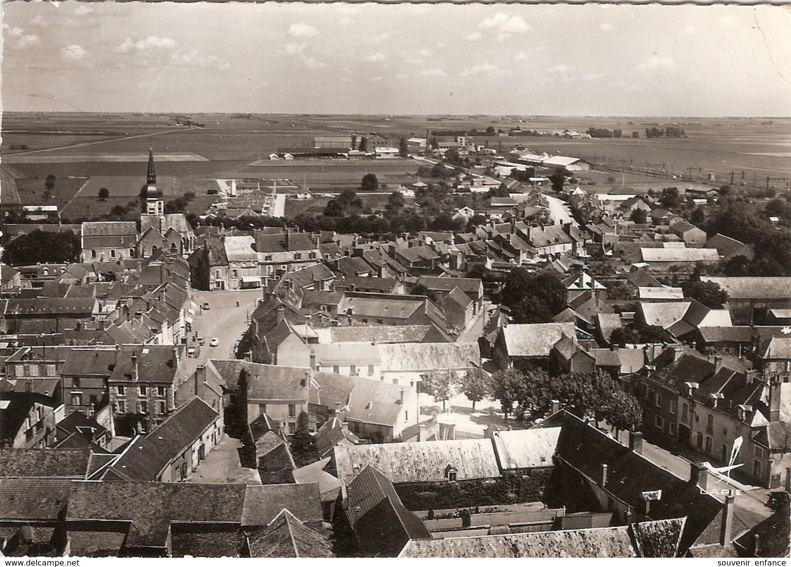 CP Artenay Vue Générale En Avion Au Dessus 45 Loiret - Artenay