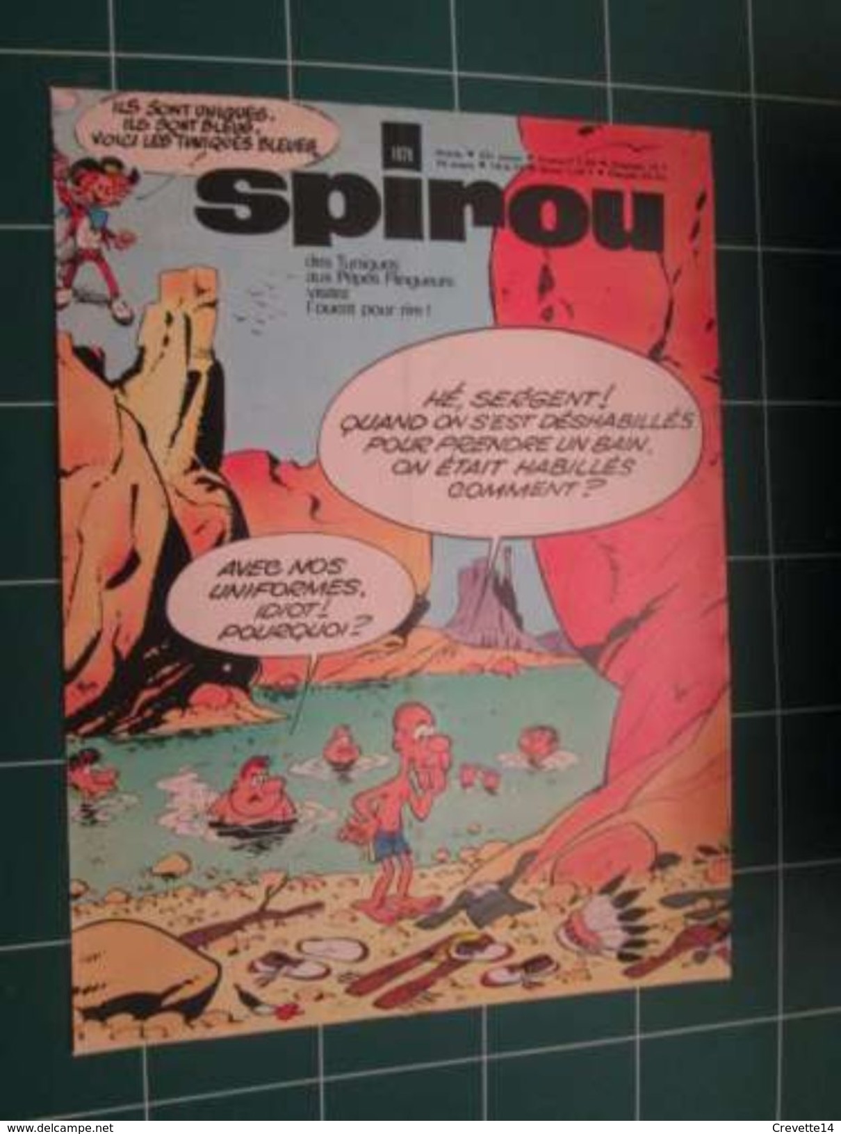 CLIP916 :  Couverture SPIROU Avec LES TUNIQUES BLEUES Dessiné Par SALVERIUS  , Découpée Dans Une Revue SPIROU Des Années - Tuniques Bleues, Les