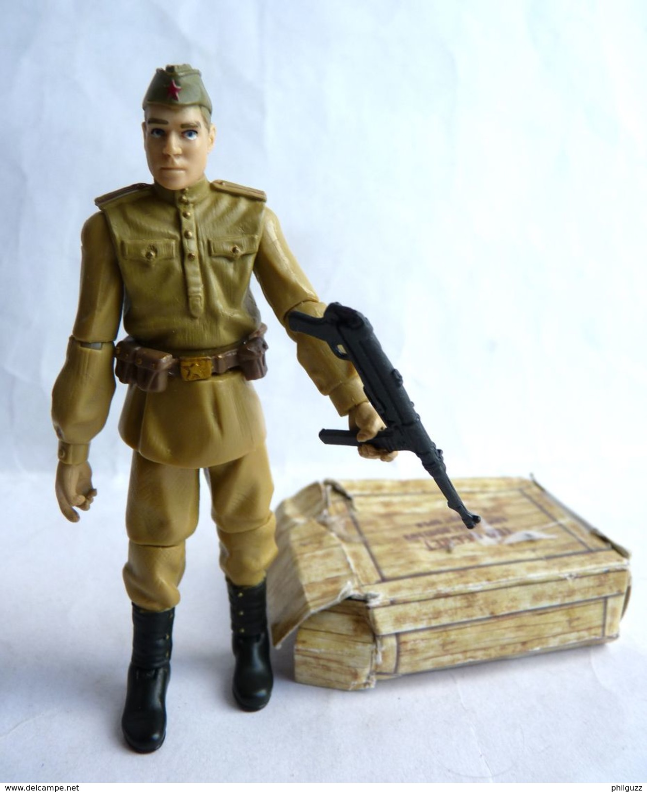 FIGURINE INDIANA JONES - RAIDERS OF THE LOST ARK - HASBRO 2008 - SOLDAT RUSSE - Other & Unclassified