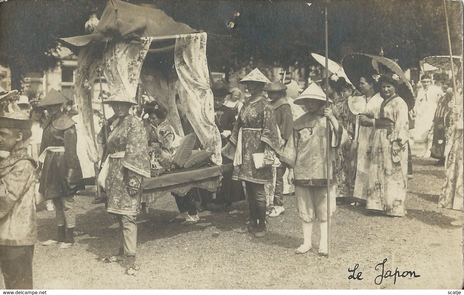 Forest    Optocht  -  Stoet.  -   Le Japon   -  1920   FOTOKAART!  (gaatje) - Forest - Vorst