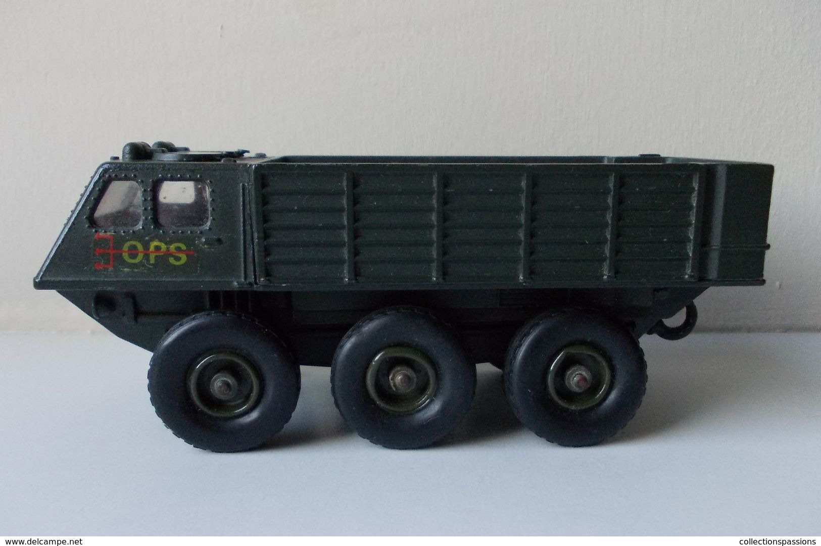 - Camion Militaire - BERLIET AUROCHS - Solido - - Militaria