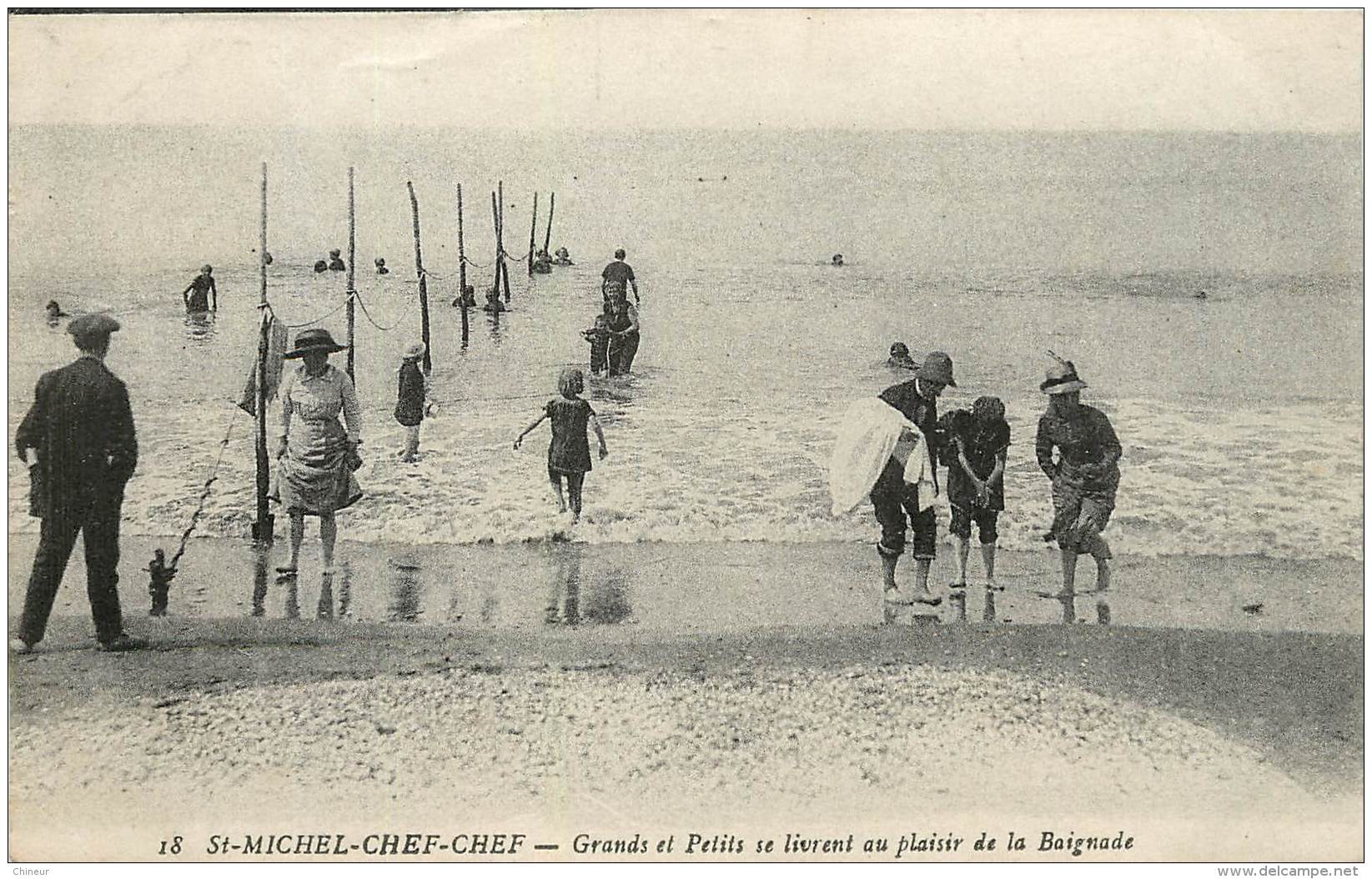 SAINT MICHEL CHEF CHEF GRANDS ET PETITS SE LIVRENT AU PLAISIR DE LA BAIGNADE - Saint-Michel-Chef-Chef