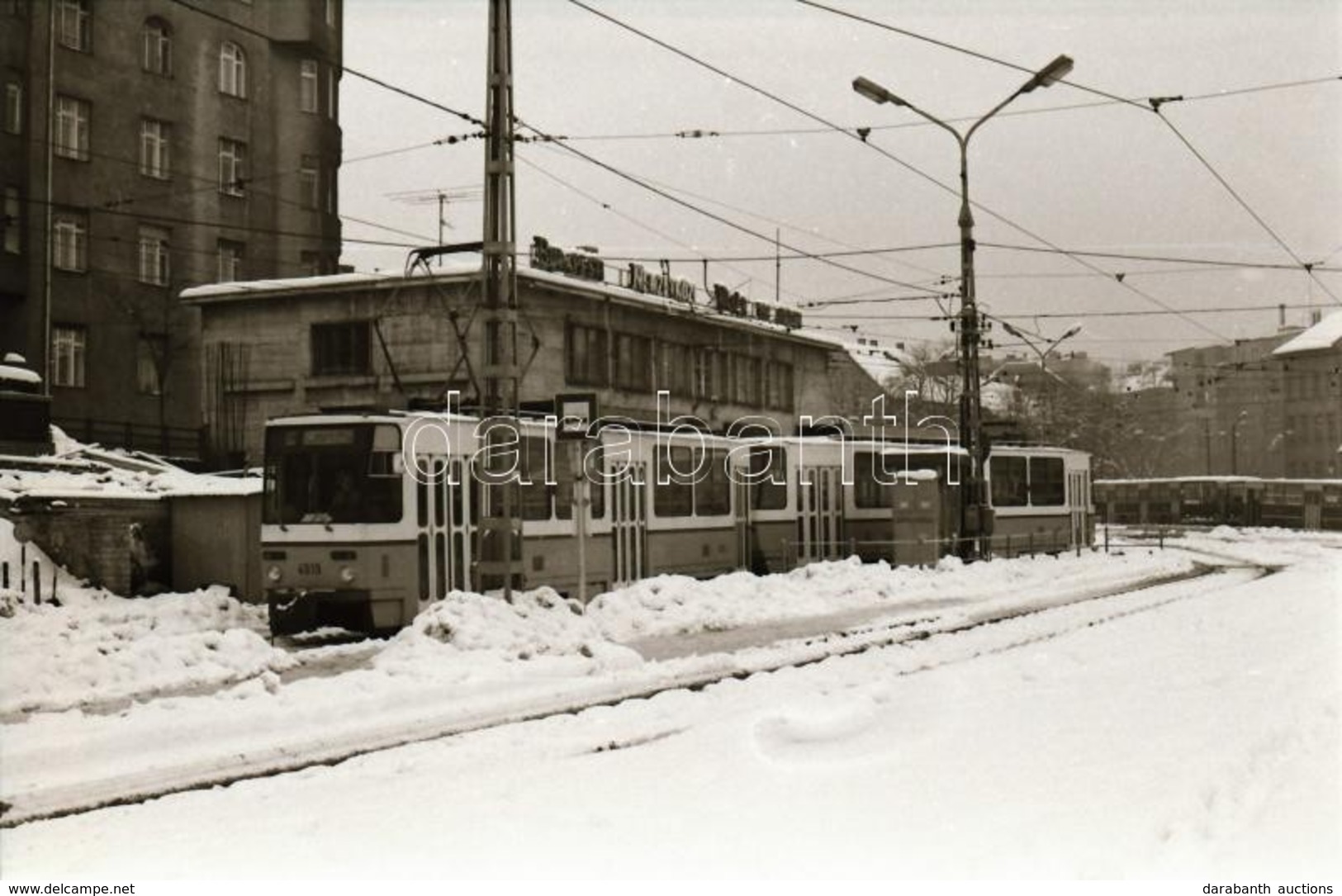 1983. Február, Budapest, Villamosok A Moszkva Téren, 6 Db Szabadon Felhasználható Vintage Negatív, 24x36 Mm - Other & Unclassified