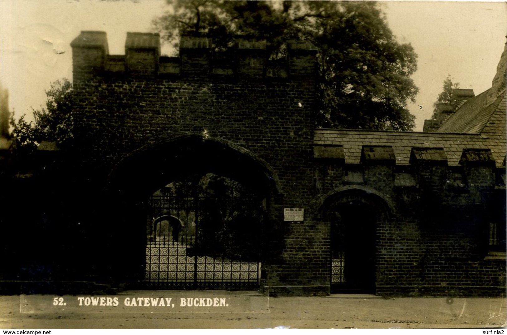 CAMBS - BUCKDEN - TOWERS GATEWAY 1929 RP Ca3 - Huntingdonshire