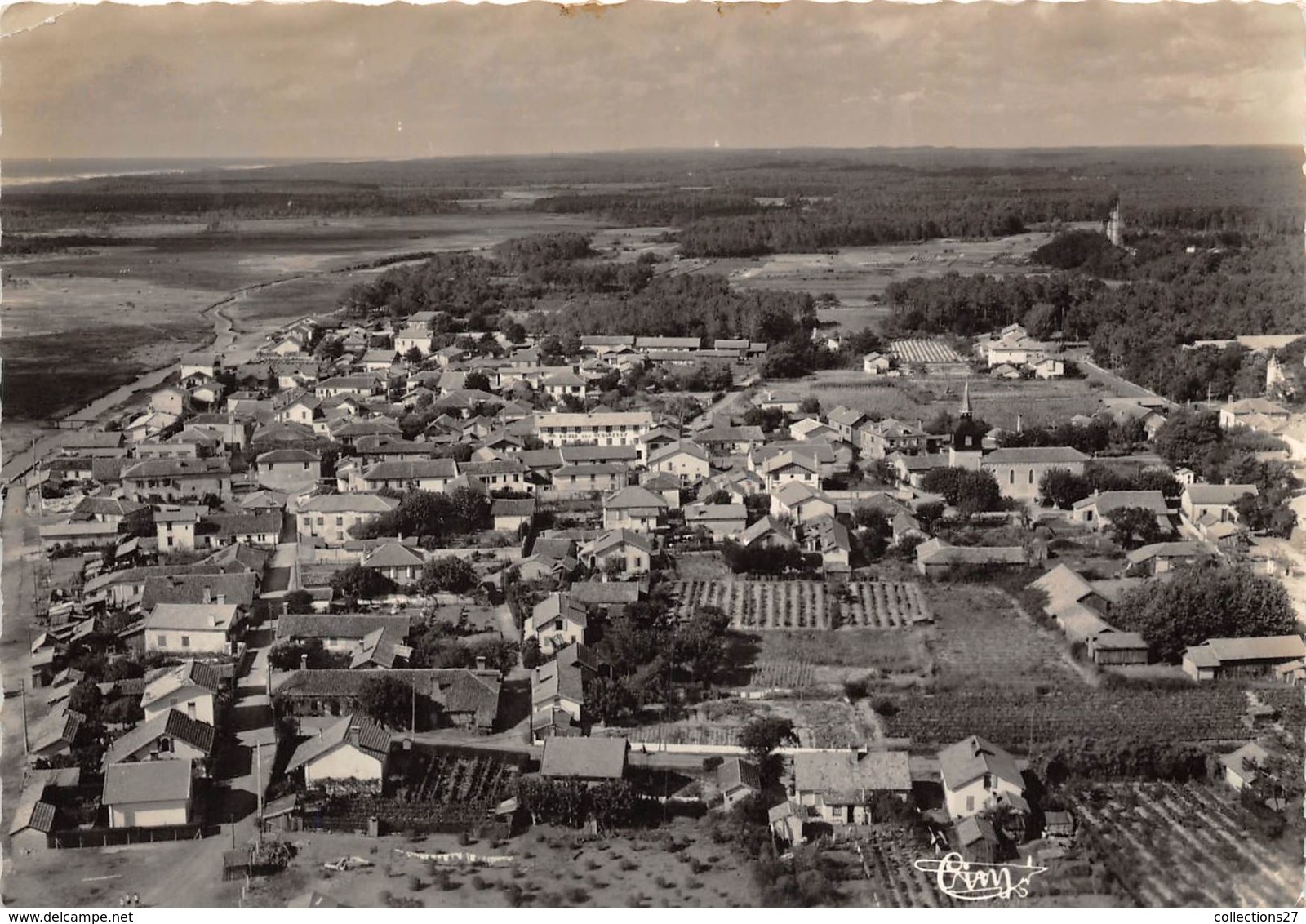 40-VIEUX-BOUCAU- VUE AERIENNE , LE BOURG - Vieux Boucau