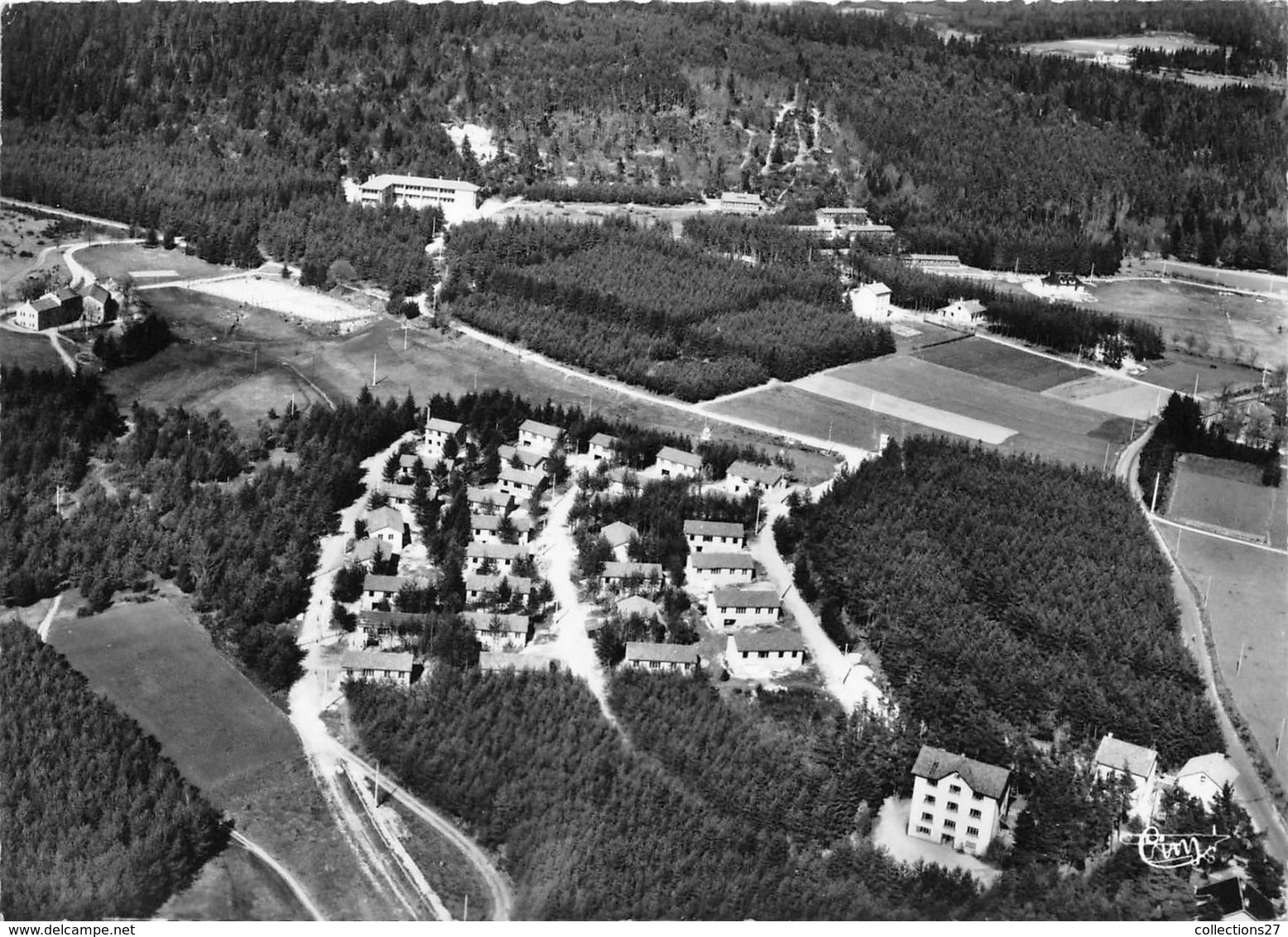 43-LE CHAMBON-SUR-LIGNON- VUE  AERIENNE SUR LE COLLEGE - Le Chambon-sur-Lignon