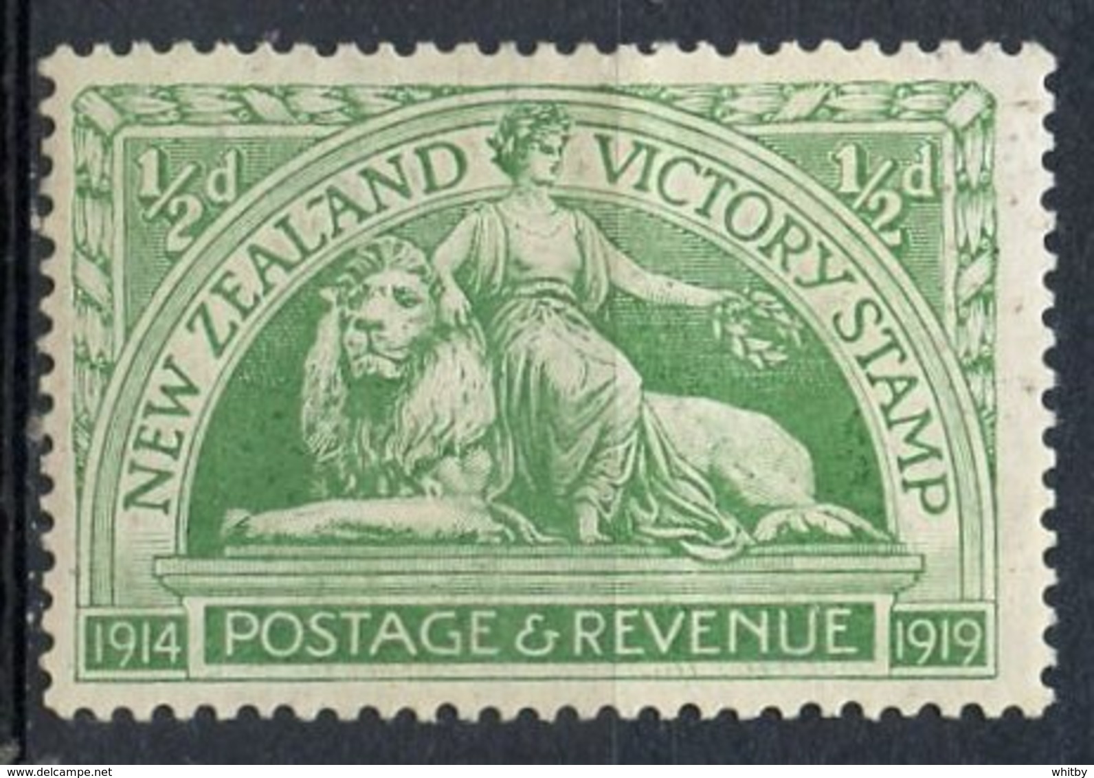 New Zealand 1920 1/2p Victory Stamp Issue #165  MH - Unused Stamps