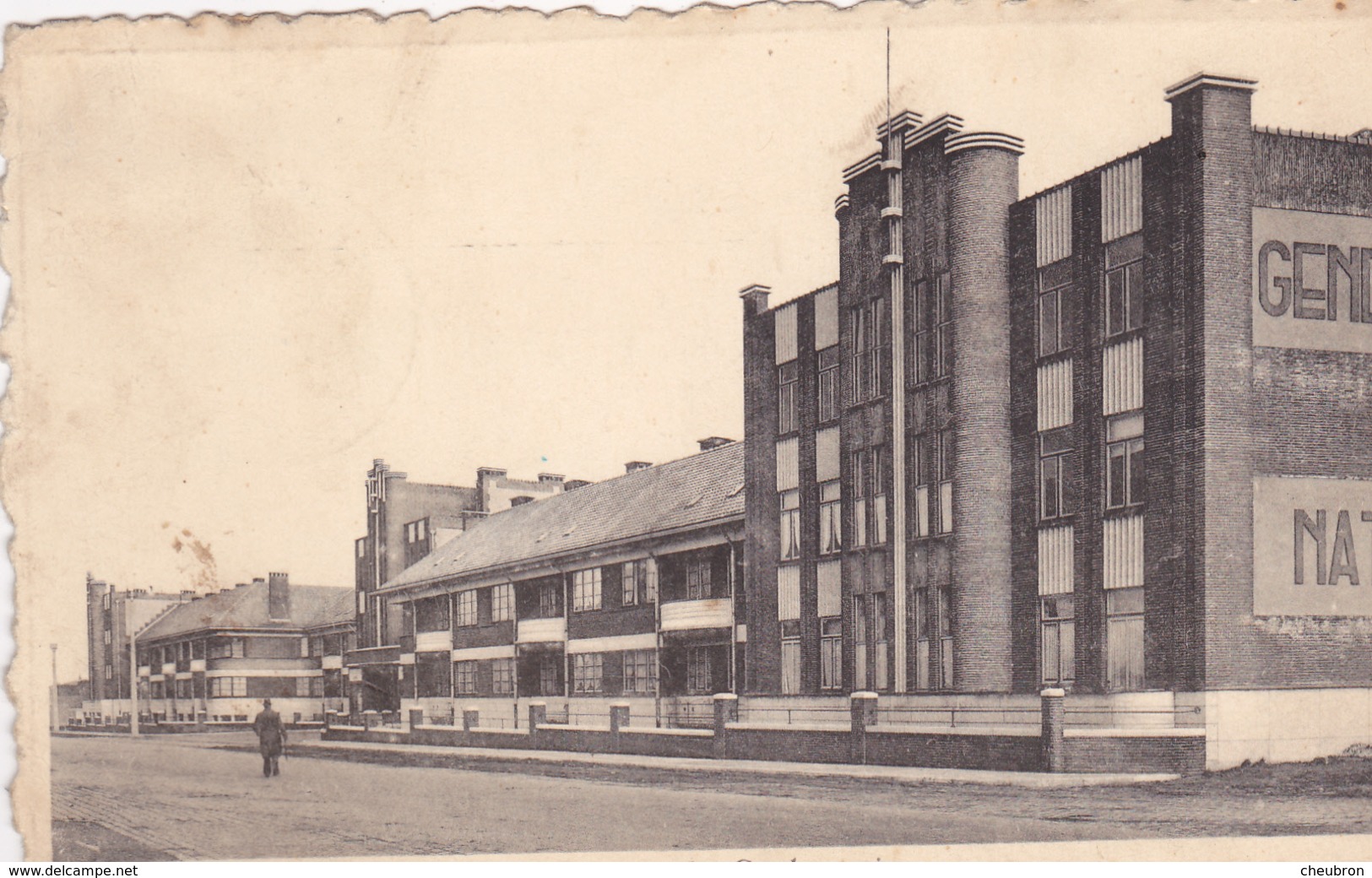 BELGIQUE. BOUSSU .CPA. LA GENDARMERIE. ANNEE 1943 + TEXTE - Boussu