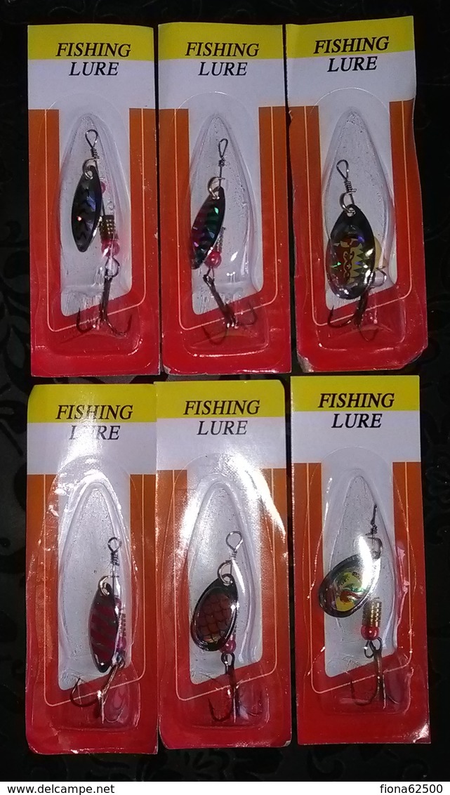 LOT DE 6 CUILLERES . - Pesca