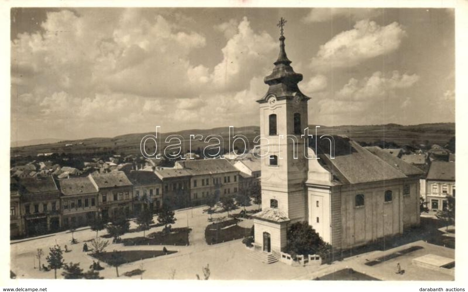 T2 Rimaszombat, Rimavska Sobota; Horthy Miklós Tér, Templom, Seidner Árpád üzlete / Square, Church, Shops - Zonder Classificatie