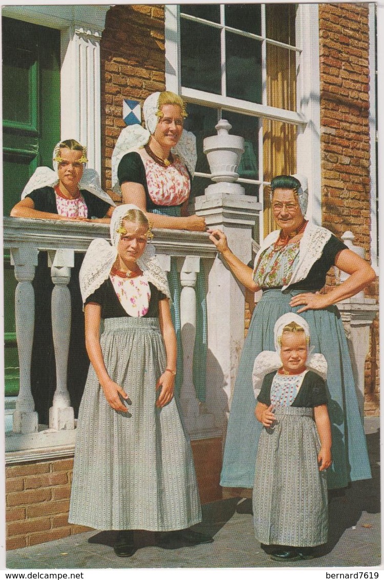 Pays-bas  Domburg  Costumes Authentiques - Domburg