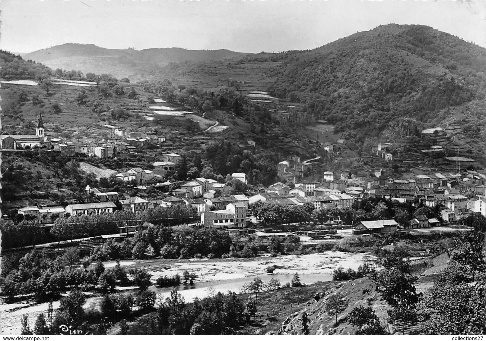 07-LAMASTRE- VUE GENERALE VALLEE DU DOUX ET LE MONT PECHELARD - Lamastre