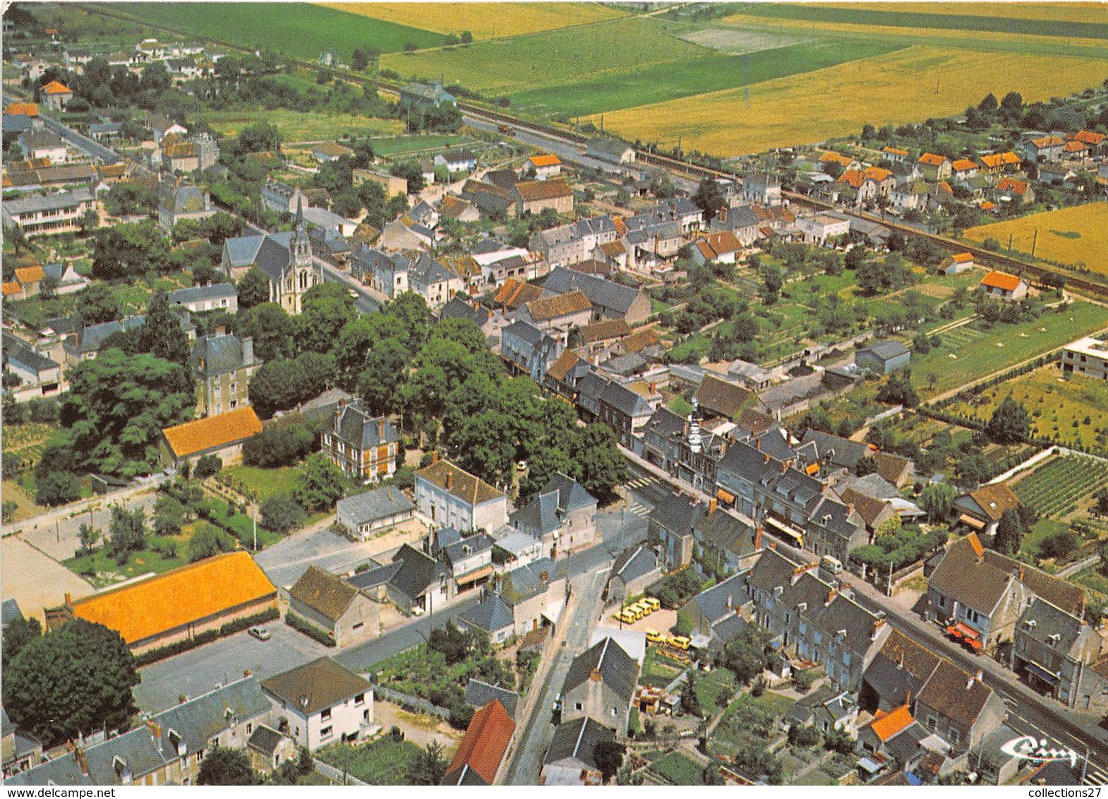 86-DANGE-SAINT-ROMIAN- VUE AERIENNE - LE CENTRE DE L'AGGLOMERATION - Dange Saint Romain