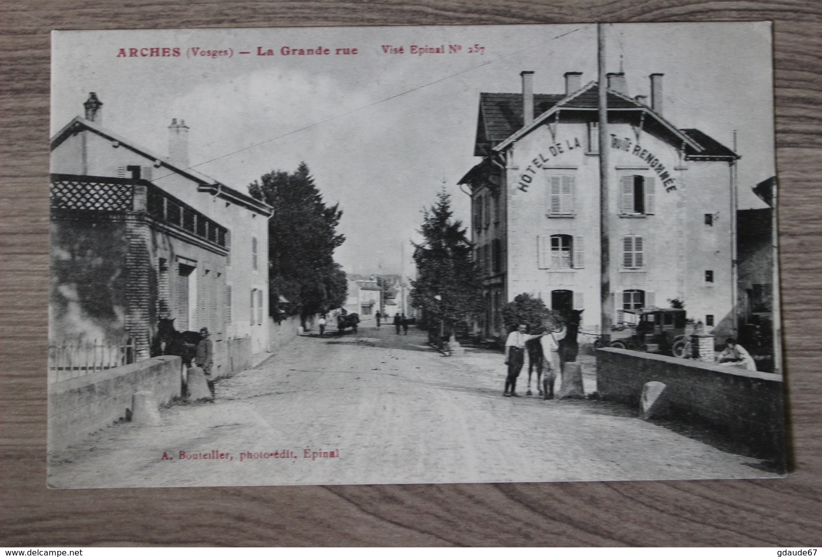 ARCHES (88) - LA GRANDE RUE - VUE EPINAL - Arches