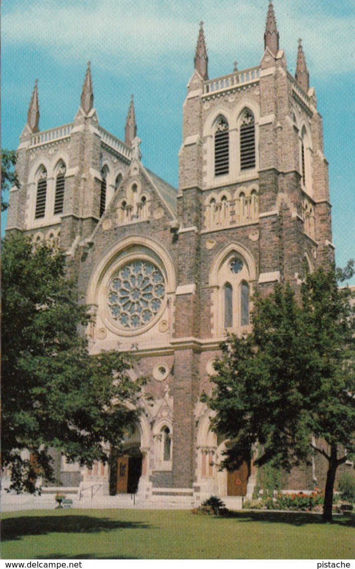 London Ontario Canada - St. Peter's Cathedral - Canadian Fine Gothic Architecture - 2 Scans - Londen