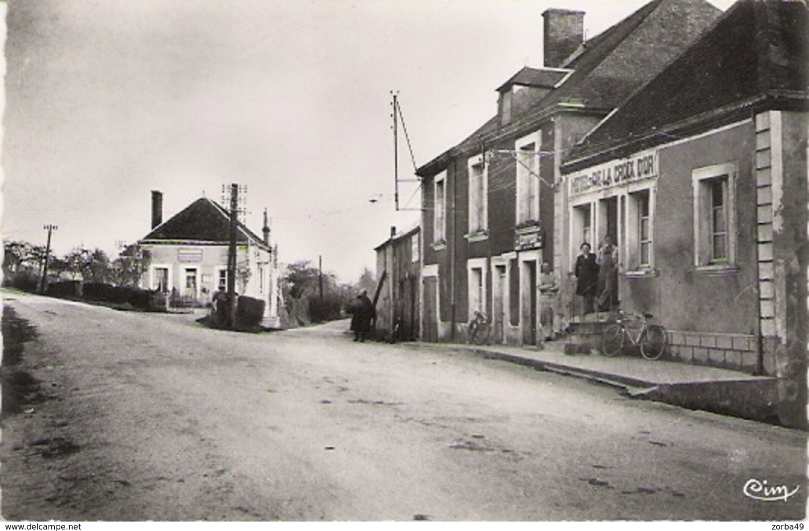 PERVENCHERES La Poste Hôtel De La Croix D' Or 1953 - Pervencheres