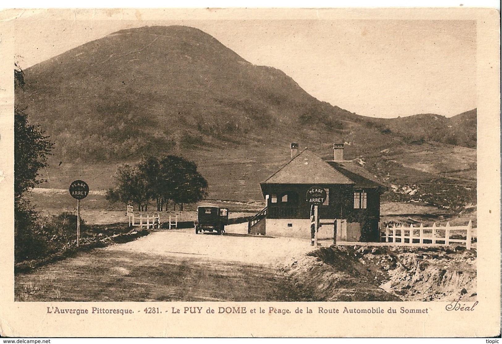 2 CPA La Chapelle Du Calvaire Et Coin Pittoresque Du Vieux VIC ( 63 ) Et Le Péage De La Route Automobile Au Puy De Dome - Vic Le Comte