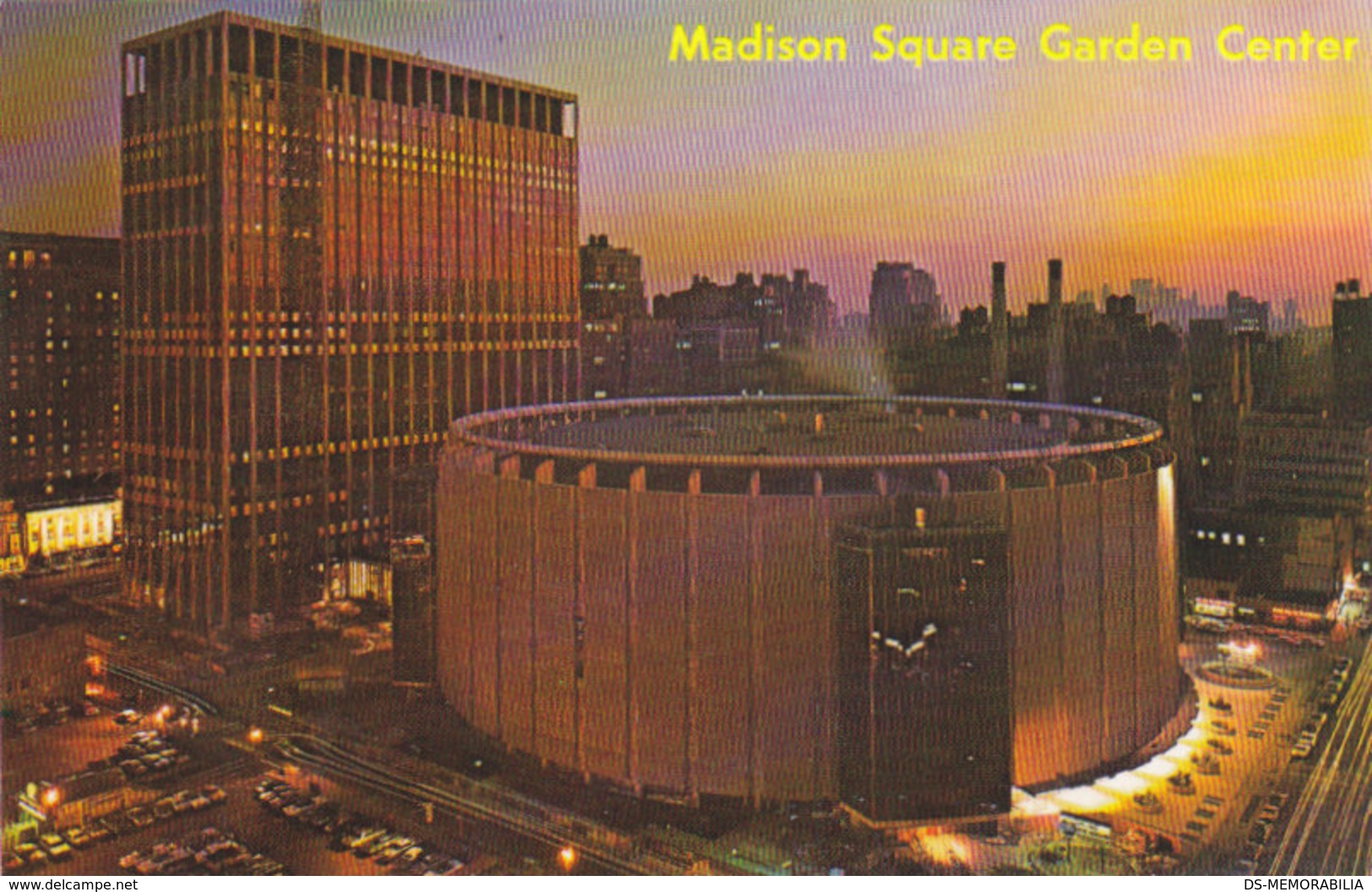 New York - The Madison Square Garden - Stadiums & Sporting Infrastructures