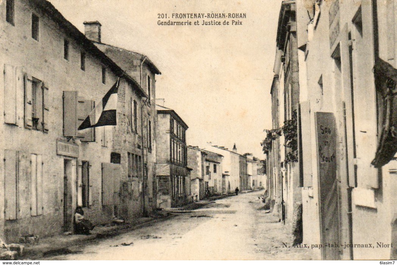 CPA - FRONTENAY-ROHAN-ROHAN (79) - Aspect Du Quartier De La Gendarmerie En 1917 - Frontenay-Rohan-Rohan