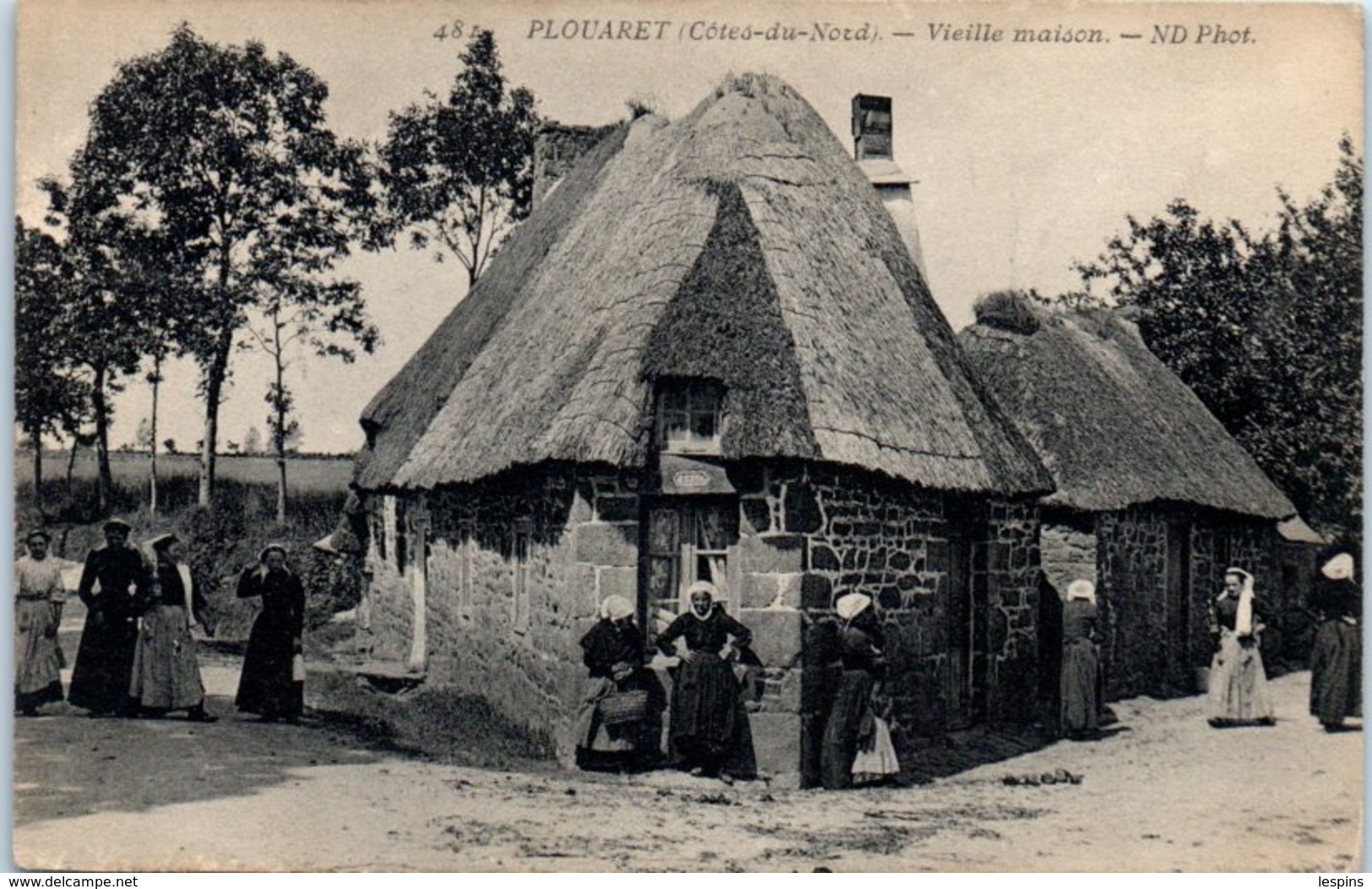 22 - PLOUARET --  Vieille Maison - Plouaret