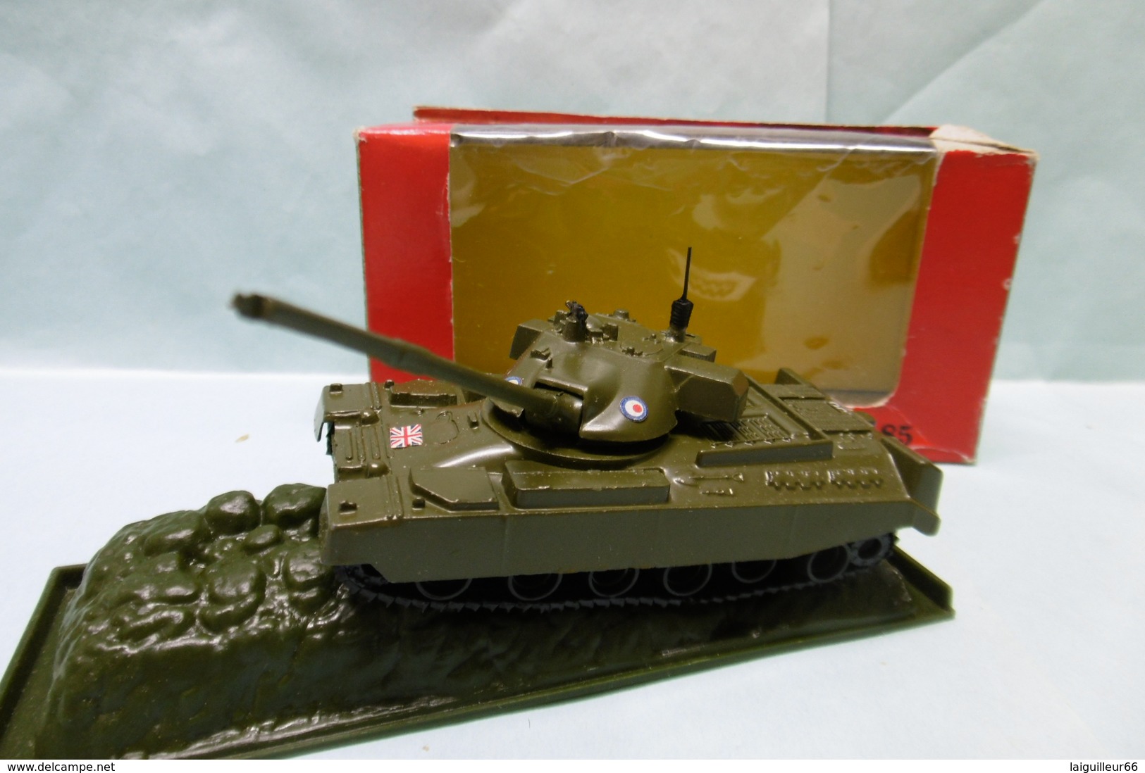 Panzer Plasty - CHAR TANK Anglais Angleterre En Métal BO 1/85 - Tanks