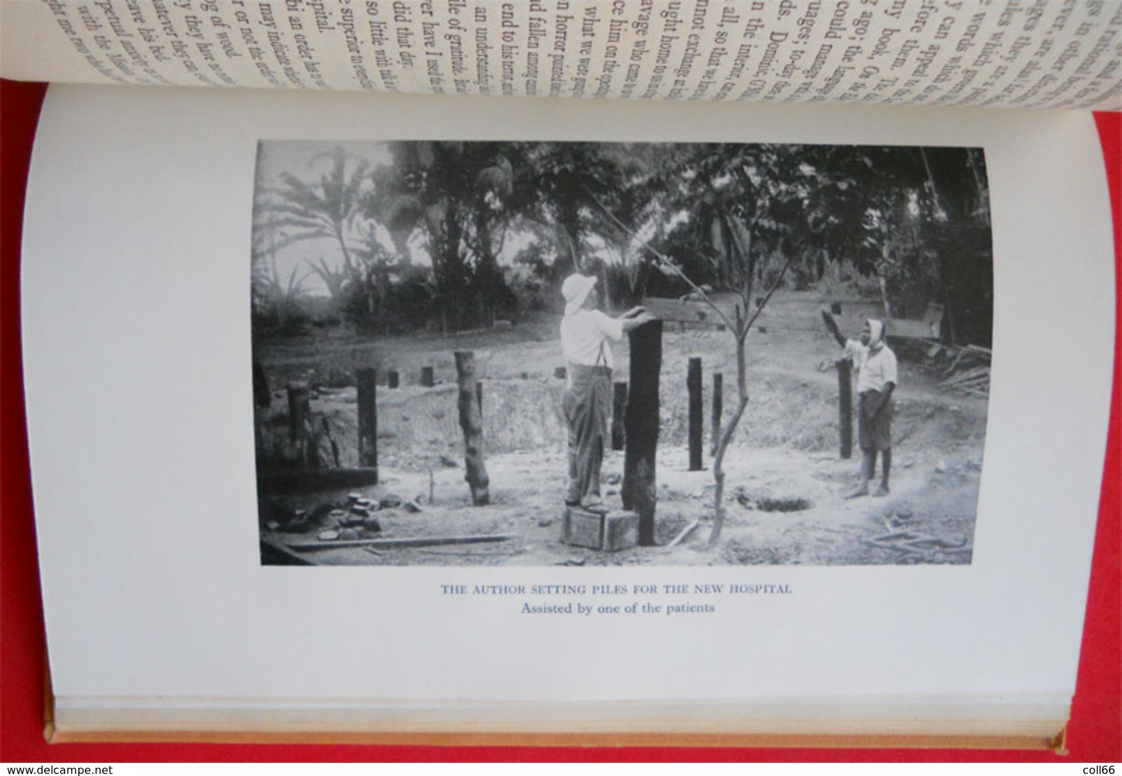1948 Dr Albert Schweitzer -On the edge ofthe primeval Forest-with 35 photographs édit Adam & Charles Black London