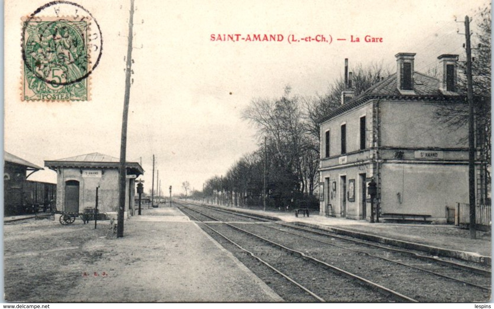 41 - SAINT AMAND --  La Gare - Saint Amand Longpre