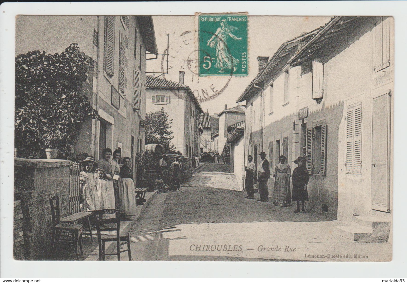 CHIROUBLES - RHONE - GRANDE RUE - Chiroubles