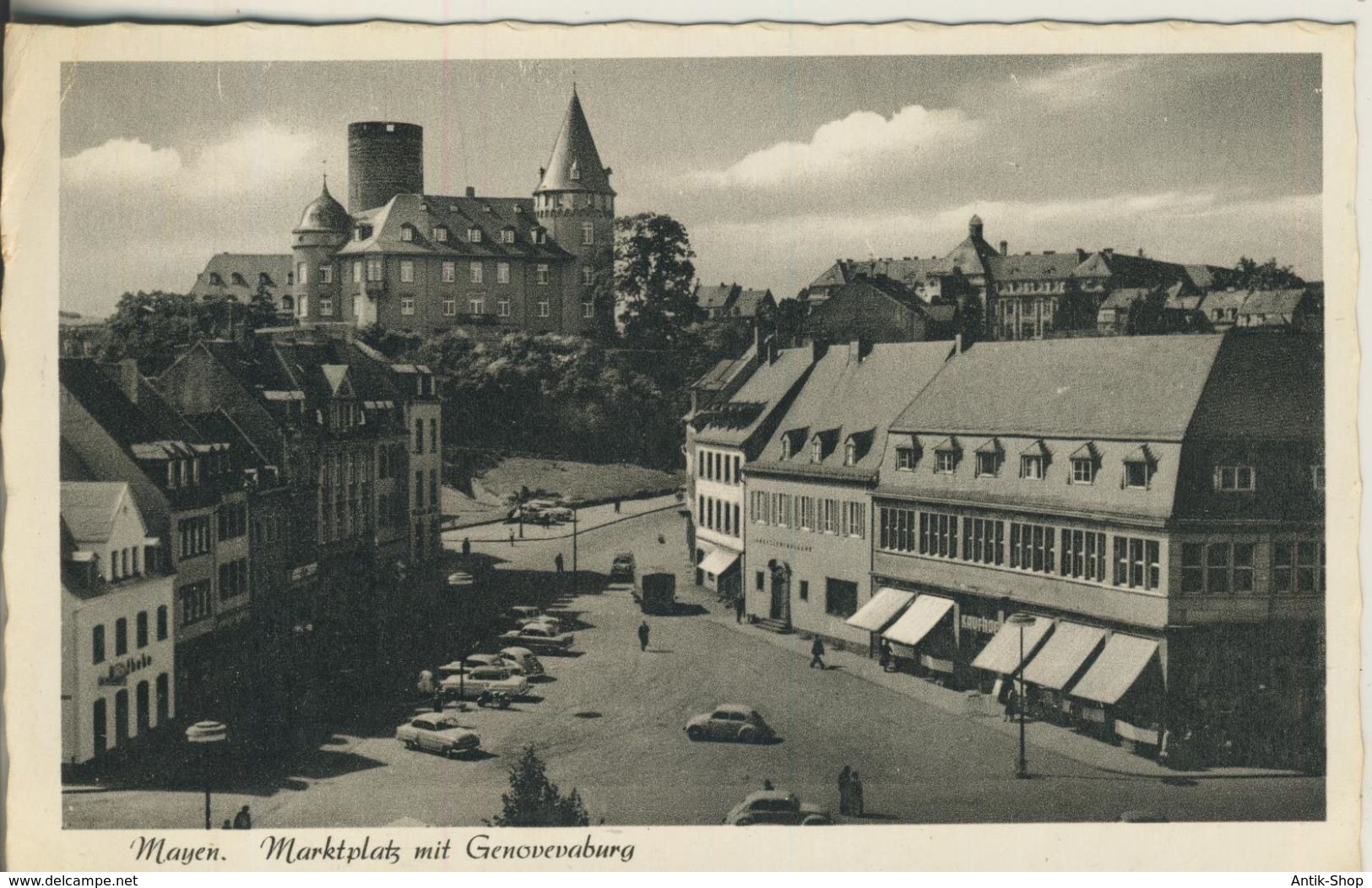 Mayen V. 1957  Marktplatz Mit Geschäfte,Gasthof Und Die Burg  (910) - Mayen