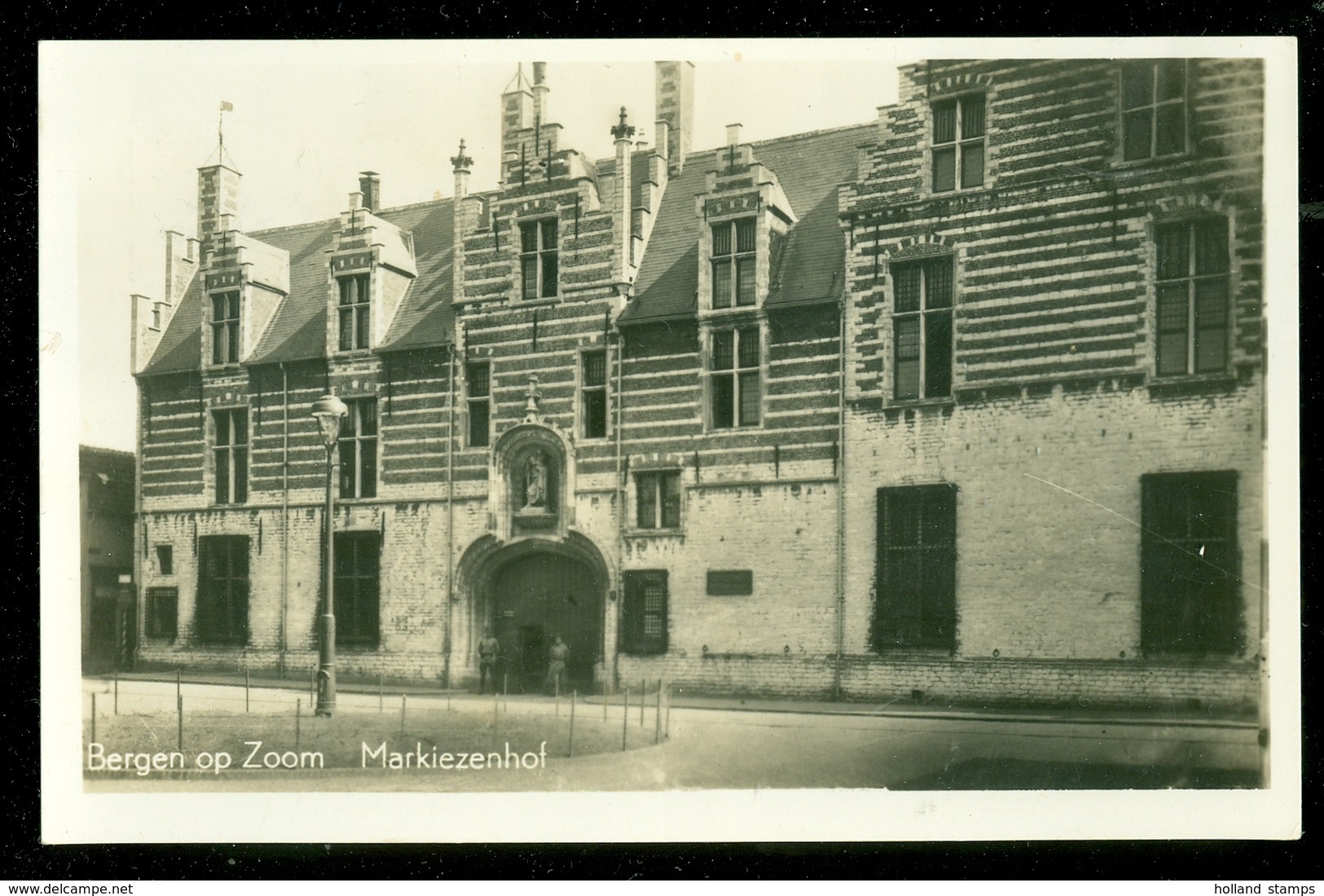 NEDERLAND ANSICHTKAART * BERGEN OP ZOOM * Markiezenhof   (3894a) - Bergen Op Zoom