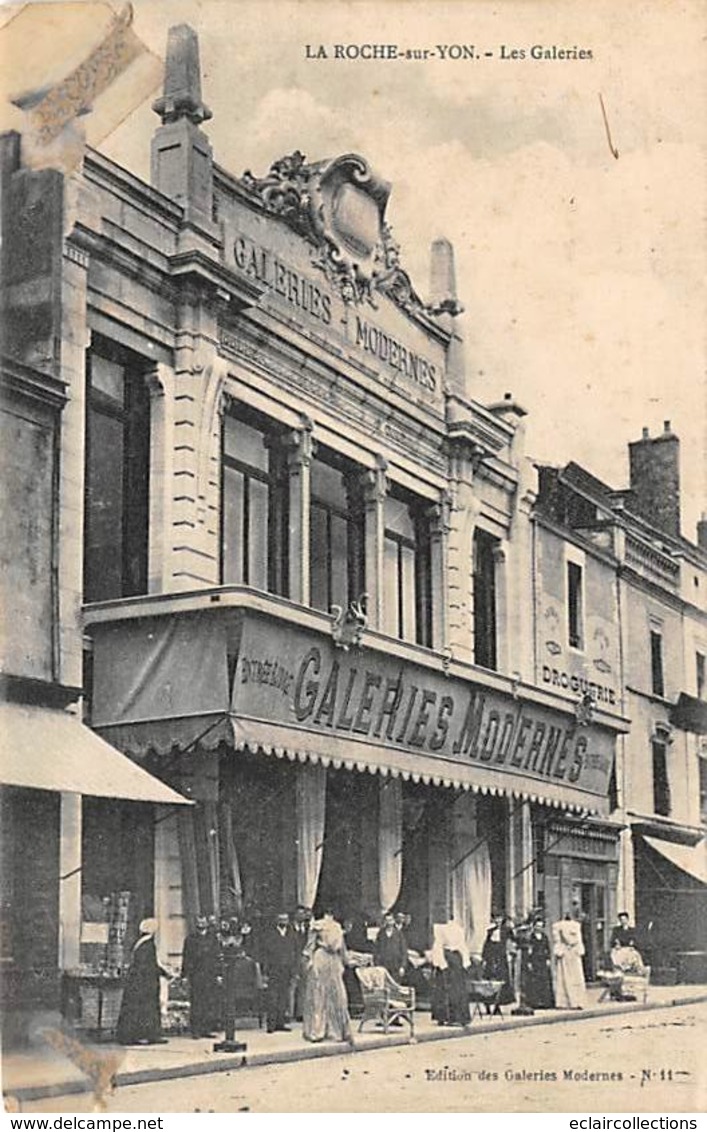 La Roche Sur Yon   85  :     Magasin. Les Galeries Modernes     (voir Scan) - La Roche Sur Yon