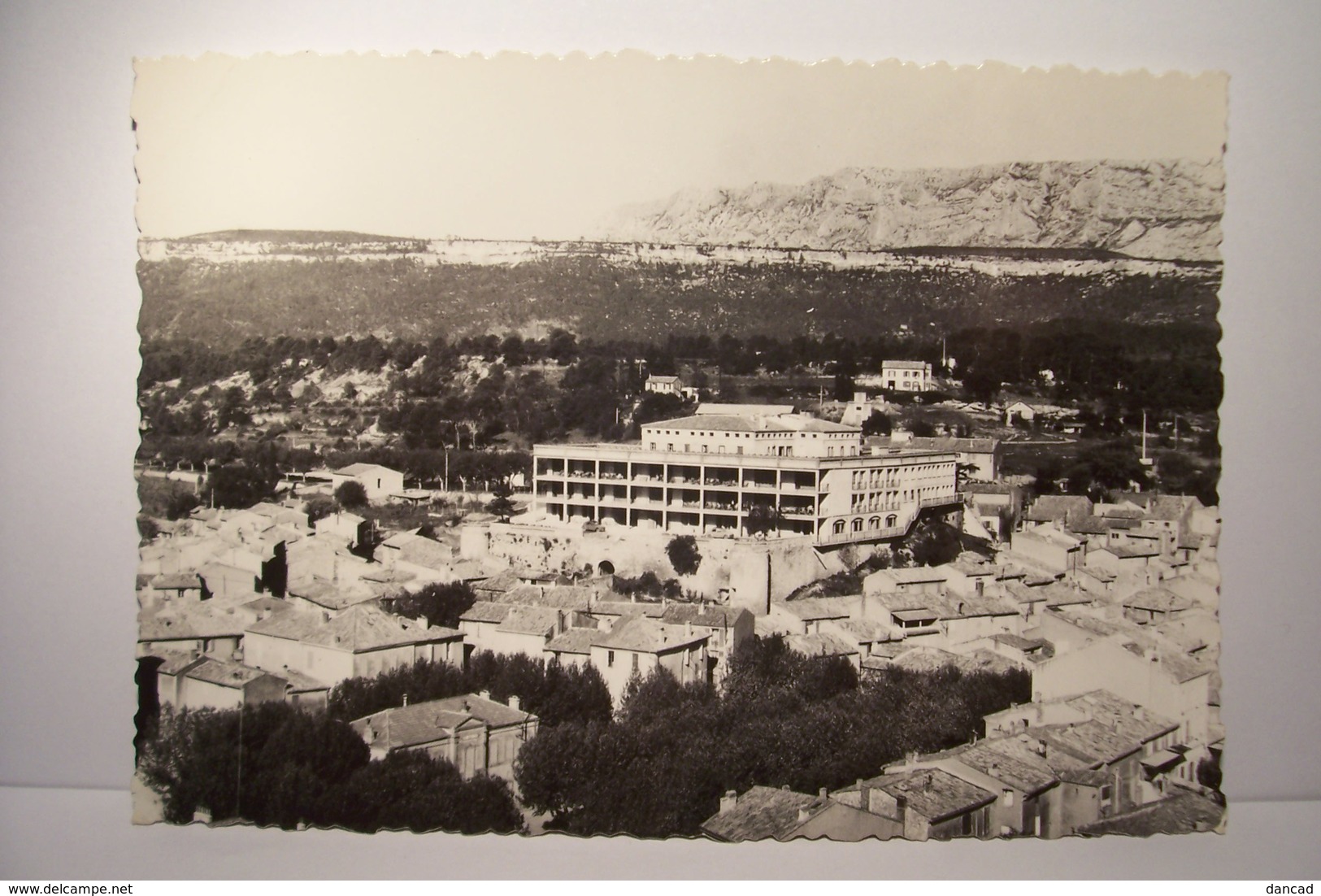 ROUSSET-SUR-ARC   - LES AMANDIERS  - Centre De Rhumatologie Et Cardiologie Infantine -  ( Pas De Reflet Sur L'original ) - Rousset