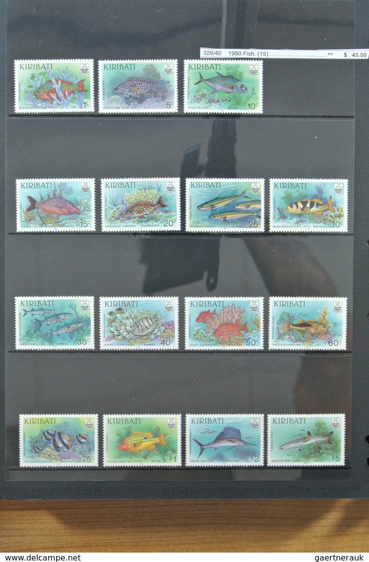 Kiribati (Gilbert-Inseln): 1979-2008. Apparently complete, MNH collection Kiribati 1979-2008 in 2 al