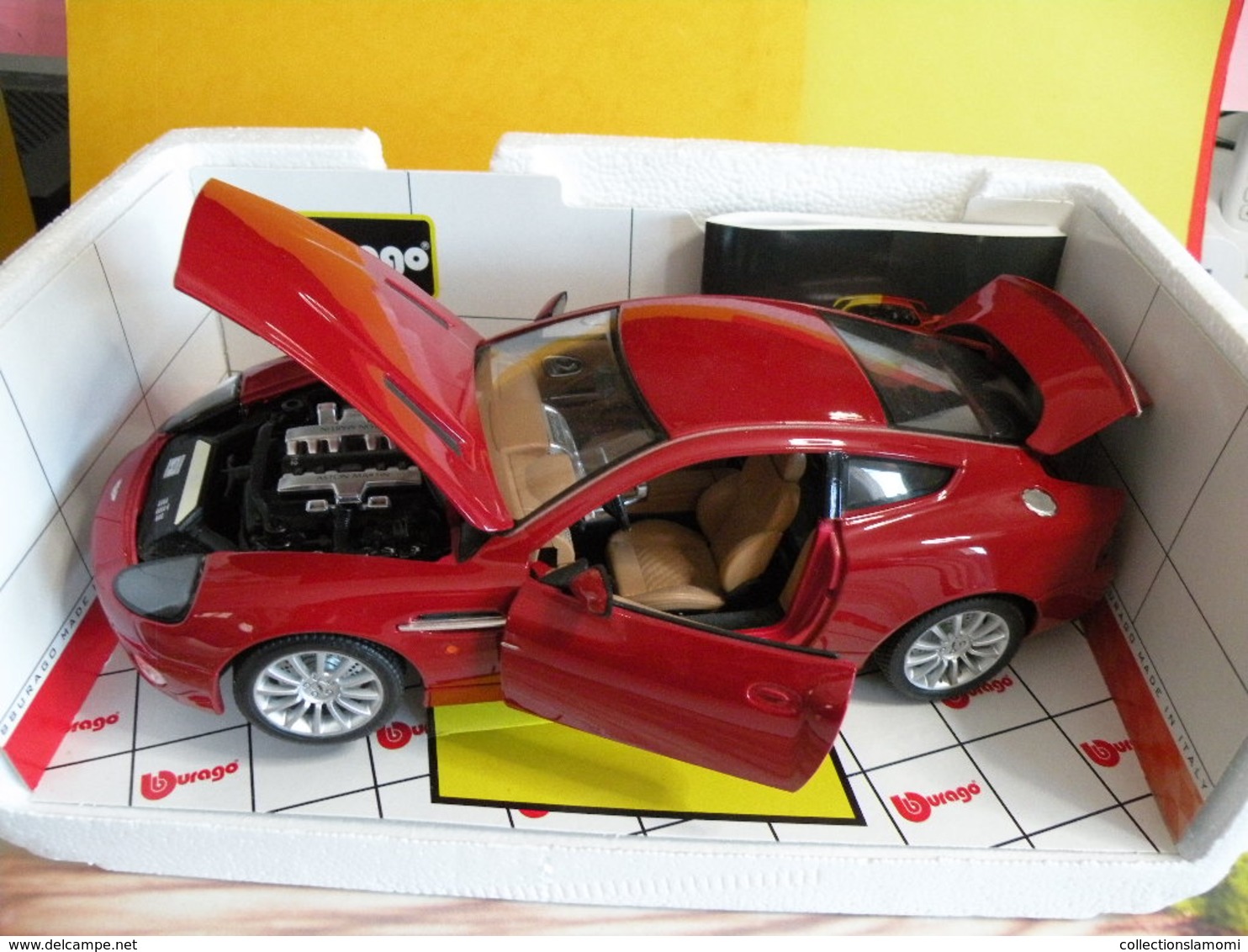 Maserati 3200 GT - Métal Neuf - 1/18 - Burago - Burago